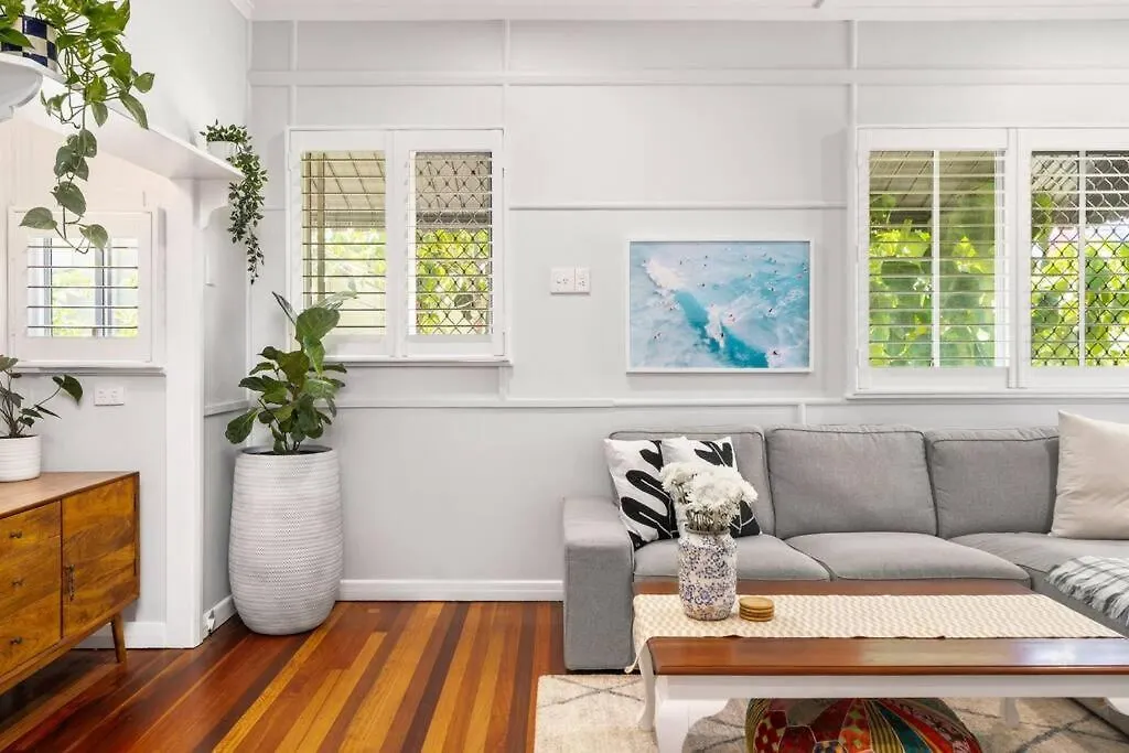 Cosy Cottage - Scarborough Beach